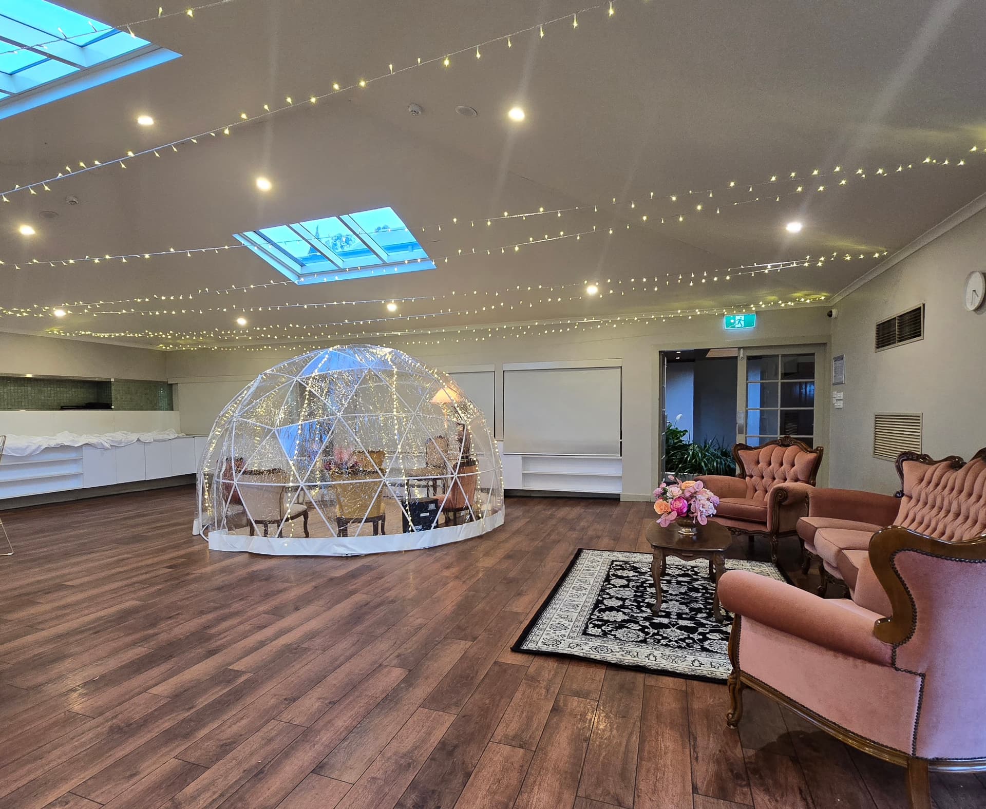 IGLOOZE Pop-Up Igloo installed indoors at a styled event venue